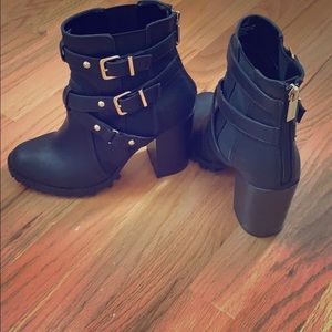 Black ankle boot.